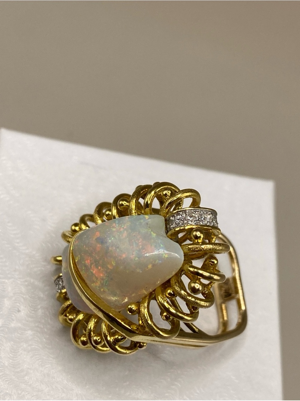 Old 14k gold Australian Opal Statement Ring with Diamond Accents 10.84 grams